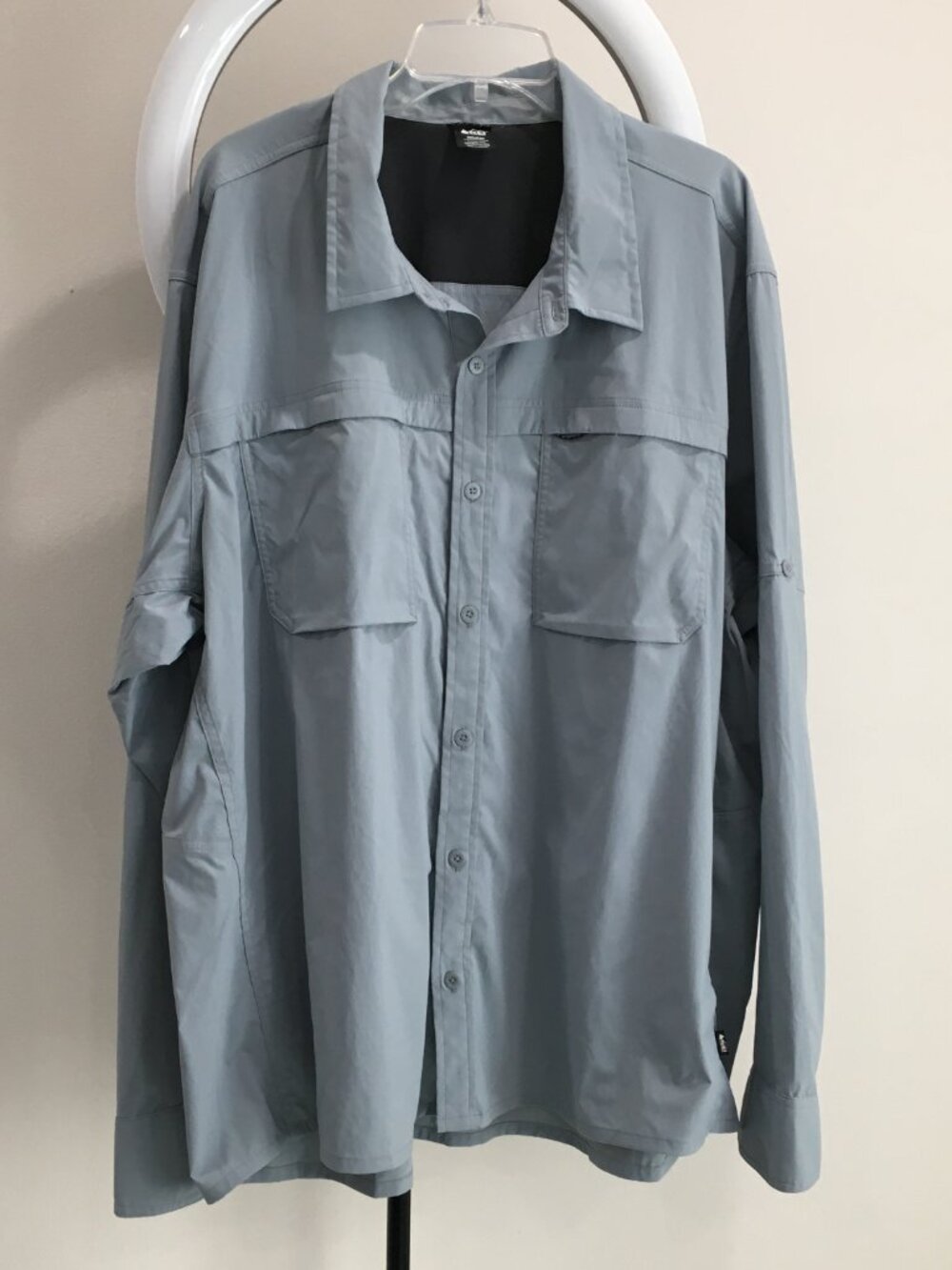 REI CO-OP Blue/Gray'ish Zip Pocket Roll Sleeve Tab Slit Vents Button Shirt